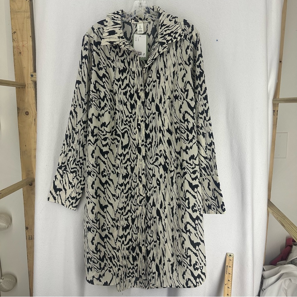 NWT H&M Long Sleeve Button Up Shirt Dress Abstract Print Womens Large Blk/White